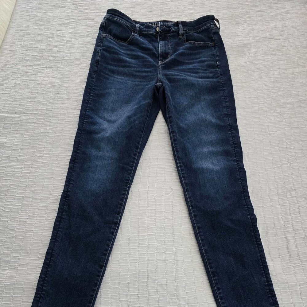 High-Waisted Jegging Jeans